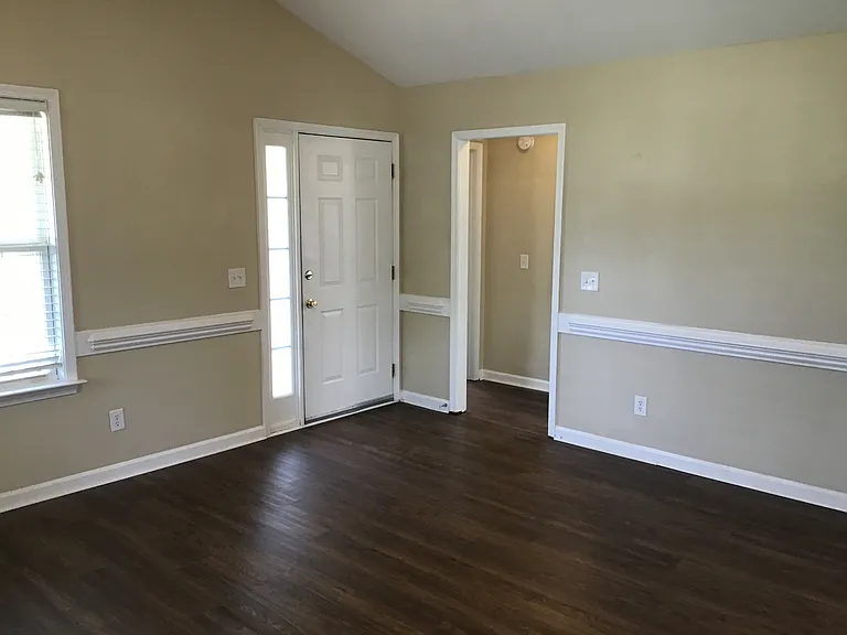 384 Axum Rd — Photo 6
