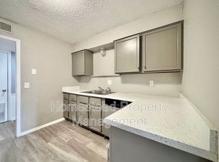 8400 Candlewood Dr, Oklahoma City, OK 73132