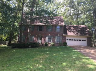 261 Weatheridge Dr, Jackson, TN 38305