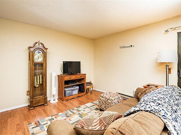 5th image of 3285 Canyon Dr Unit 84