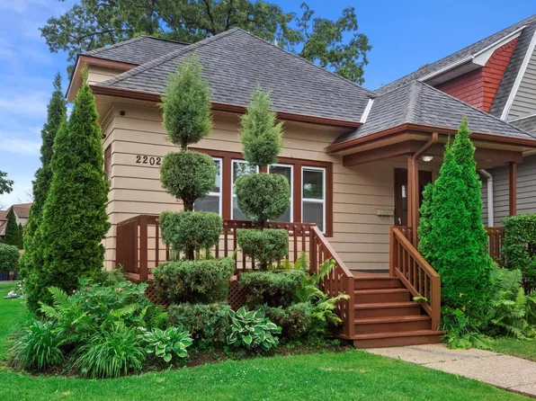 2202 South 67th PLACE, West Allis, WI 53219