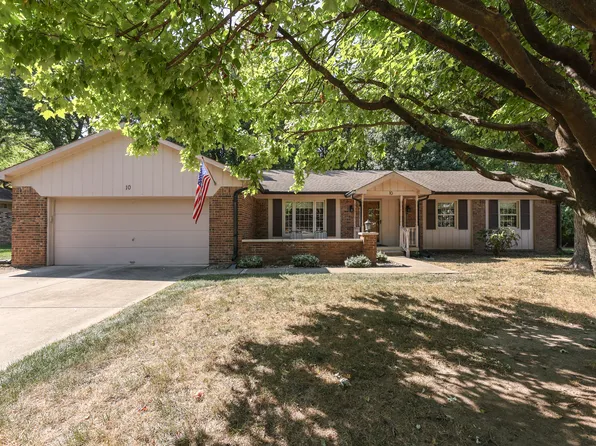 10 S Serenity Way, Greenwood, IN 46142