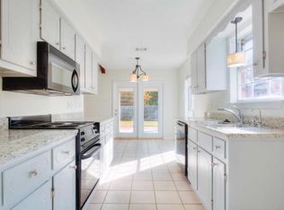 798 Whitney Dr, Biloxi, MS 39532