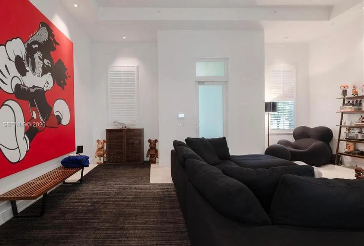 3 bed, 3.5 bath, 3304 sqft, $11,500 — Photo 3