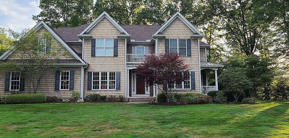 1st image of 625 Avalon Dr SE