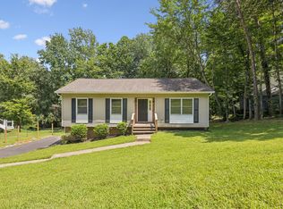 20 Cherry Laurel Dr, Fredericksburg, VA 22405