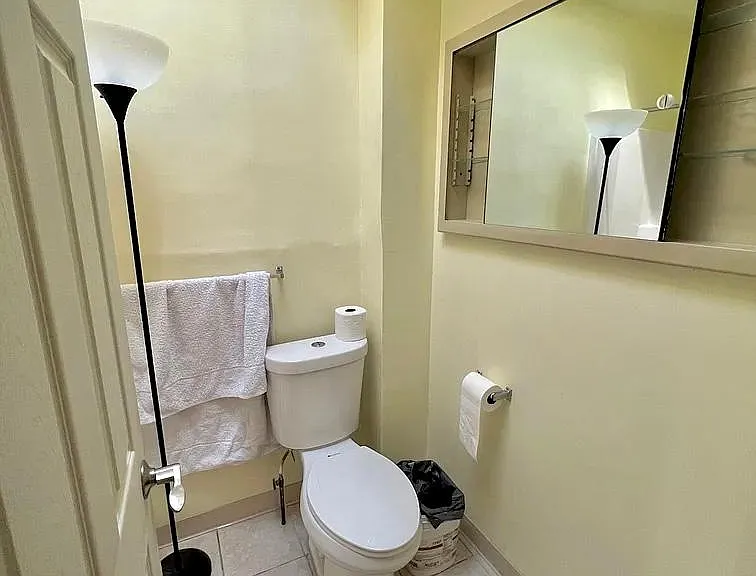8164 Lister St — Photo 9