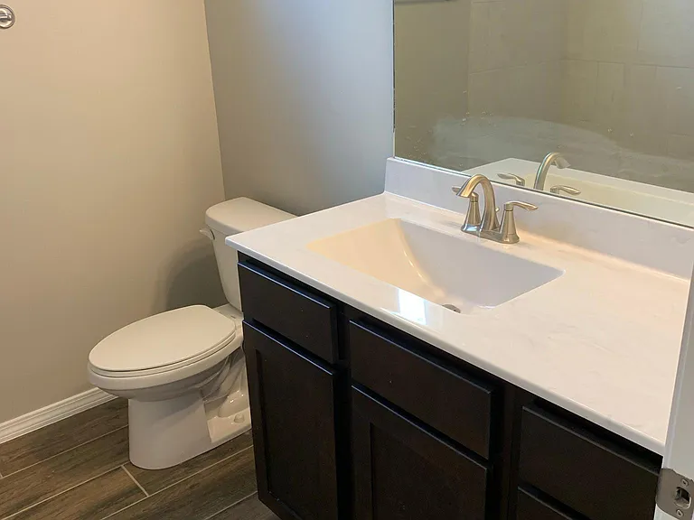 7116 Summit Ct NE — Photo 6