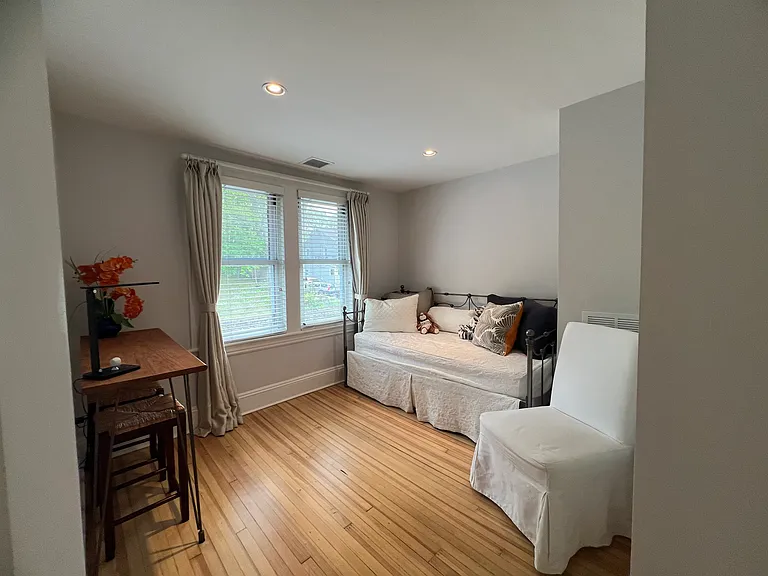 324 Villa Ave — Photo 20