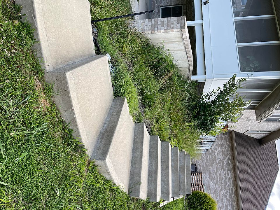 Steps to entrance