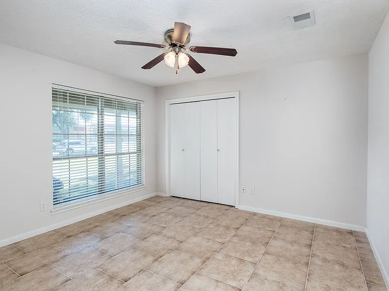 1830 Baker Dr — Photo 18