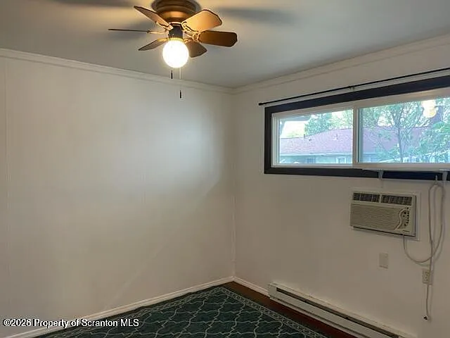 430 Orchard St — Photo 11