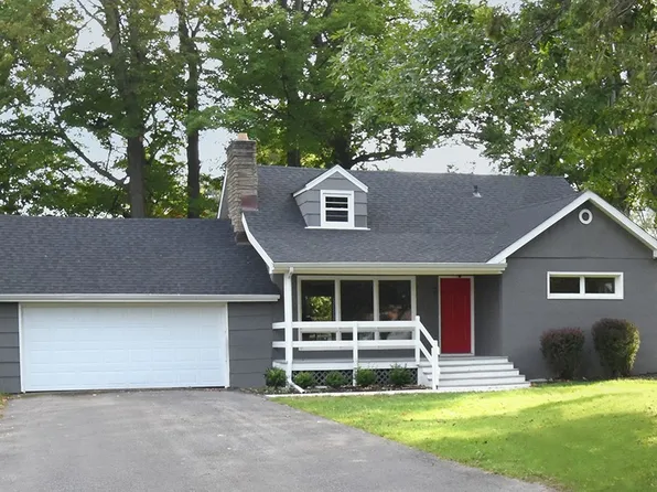 491 Harding Rd, Williamsville, NY 14221