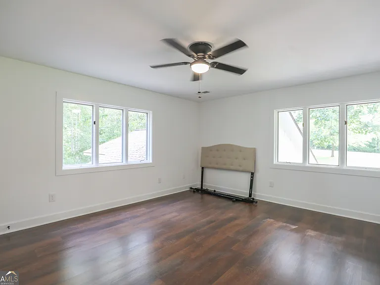 212 Southland Dr — Photo 57