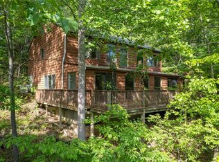 5 Tenyam Hl, Eureka, MO 63025