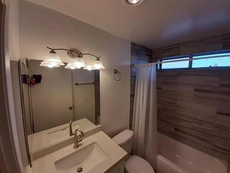 Edgemont Apartments — Photo 9