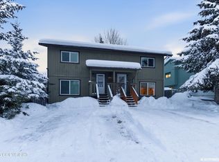 8261 Stratton Cir, Anchorage, AK 99507