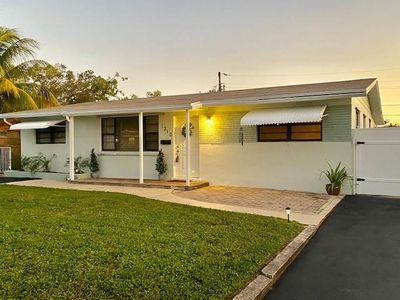 1310 NW 42nd St, Oakland Park, FL, 33309