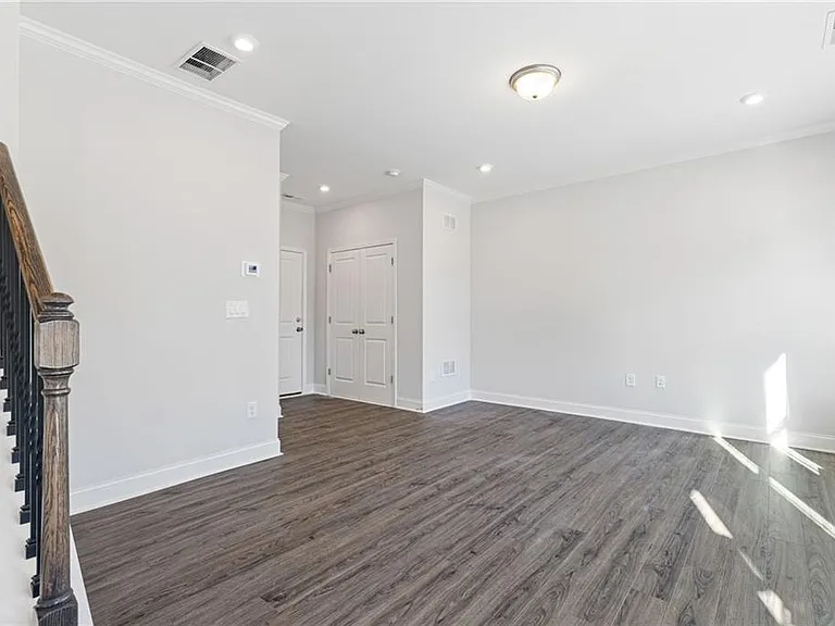 801 Cameron Trl — Photo 8