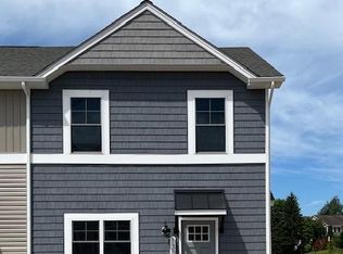 569 Spring Oaks Dr, Harrisonburg, VA 22801