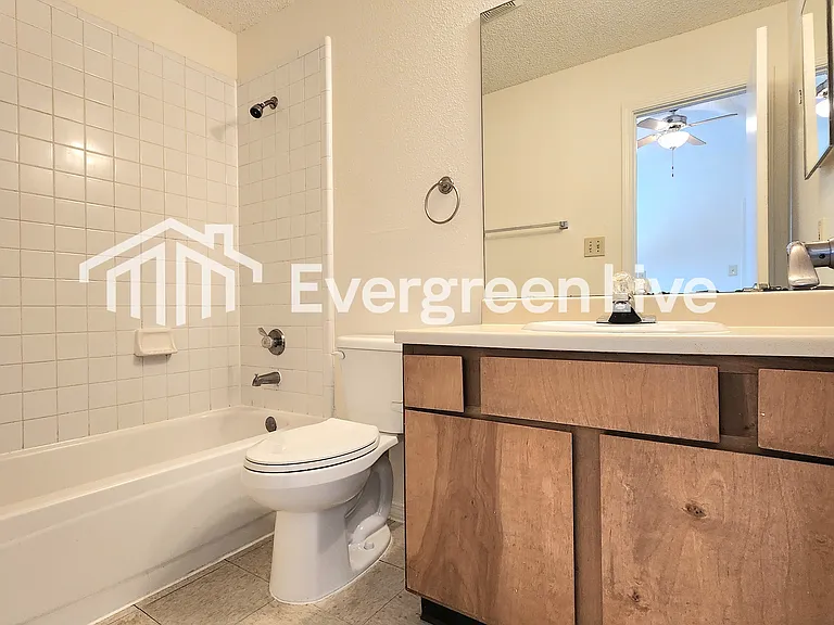 2102 Santa Clara Ct — Photo 19