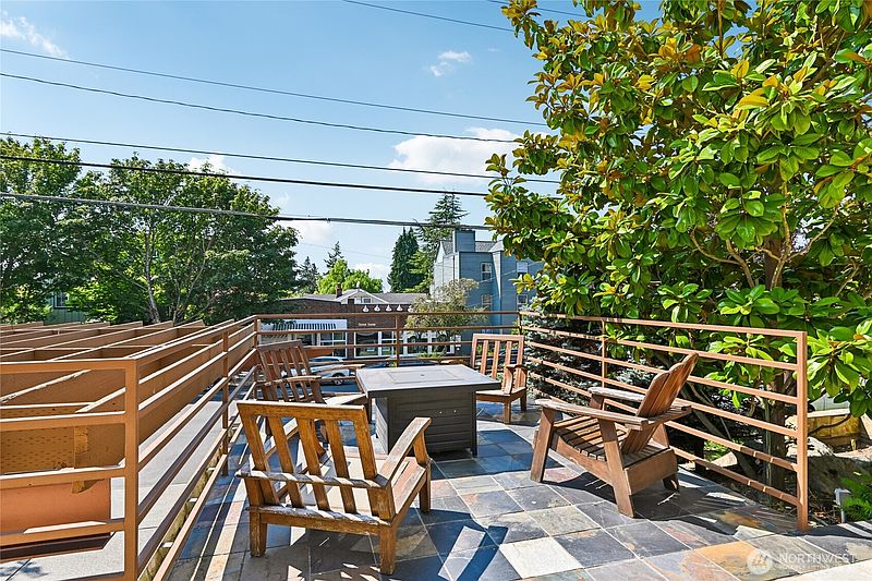 5th image of 6960 California Avenue SW #A109