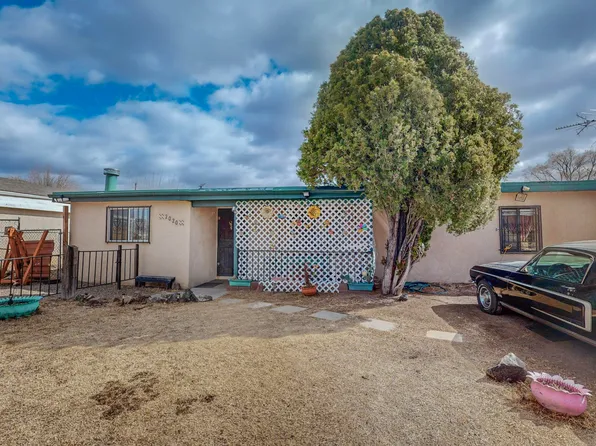 2020 Minnie St SW, Albuquerque, NM 87105