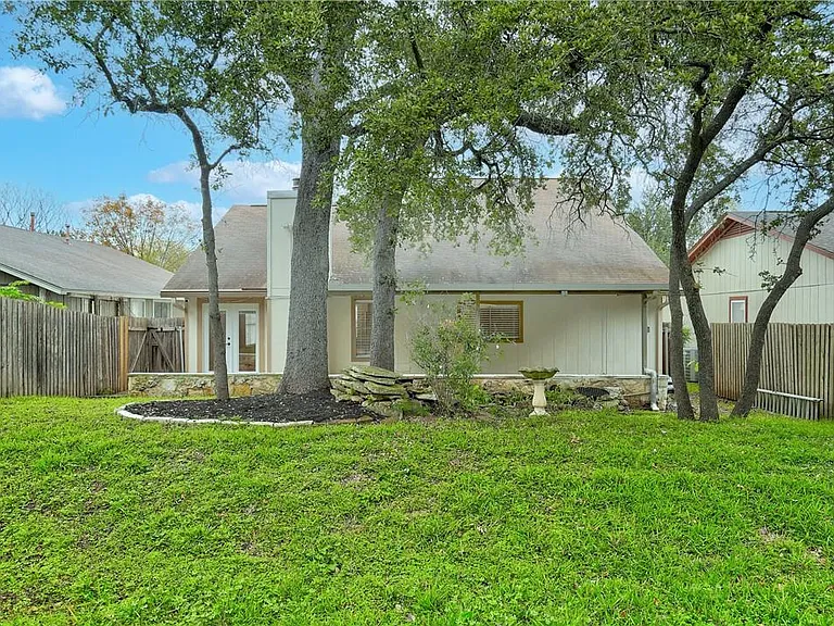 6009 Avery Island Ave — Photo 31