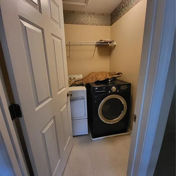 265 Friars Head Dr — Photo 14