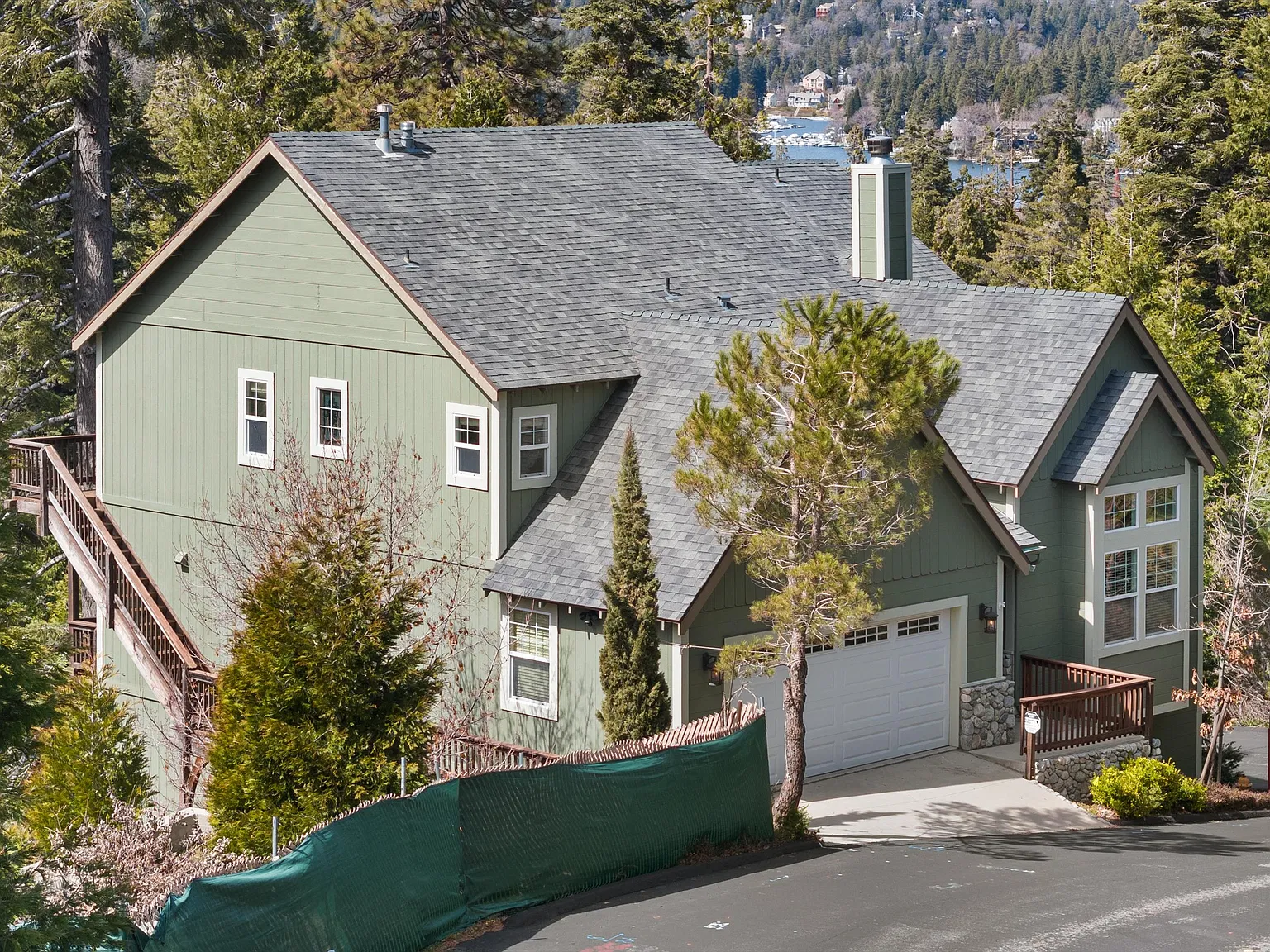 4 bed, 3.5 bath, 3416 sqft, $3,500 — Photo 4