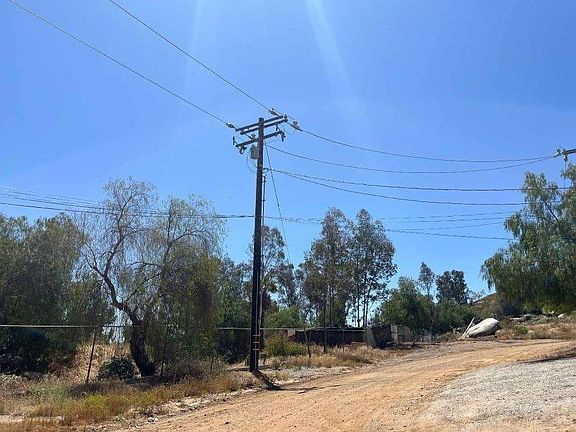 4th image of 27680 Junipero Rd