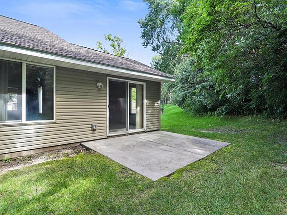 5th image of 1262 109th Ln NE
