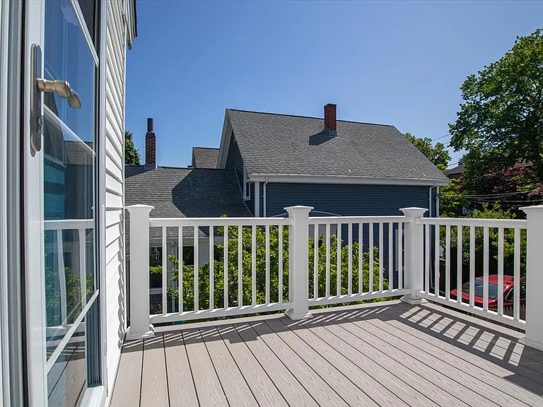146 Dana Ave #R — Photo 21