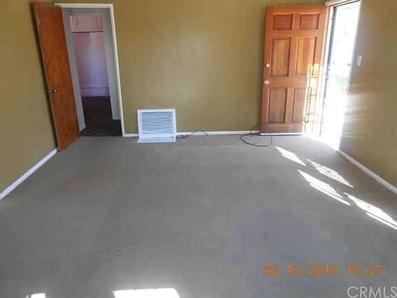 4th image of 3661 W 107th St