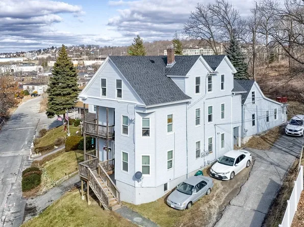 40 Milton St, Worcester, MA 01605