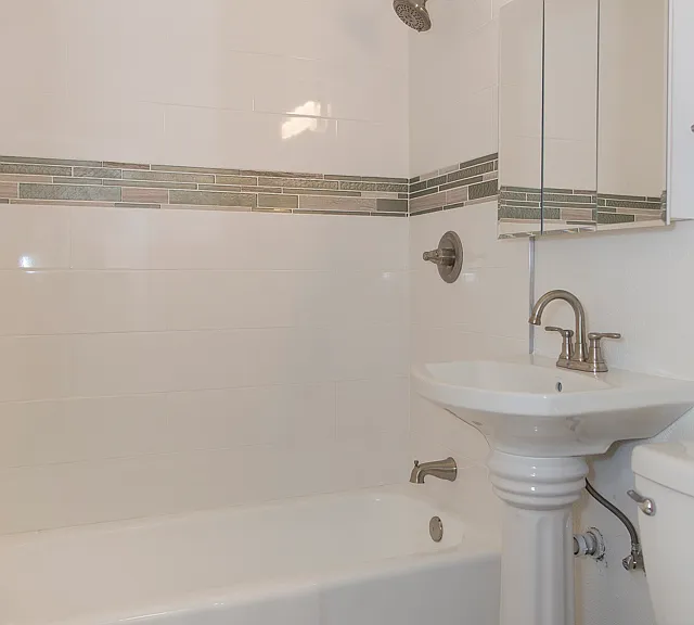 1453 N Williams St #2 — Photo 9