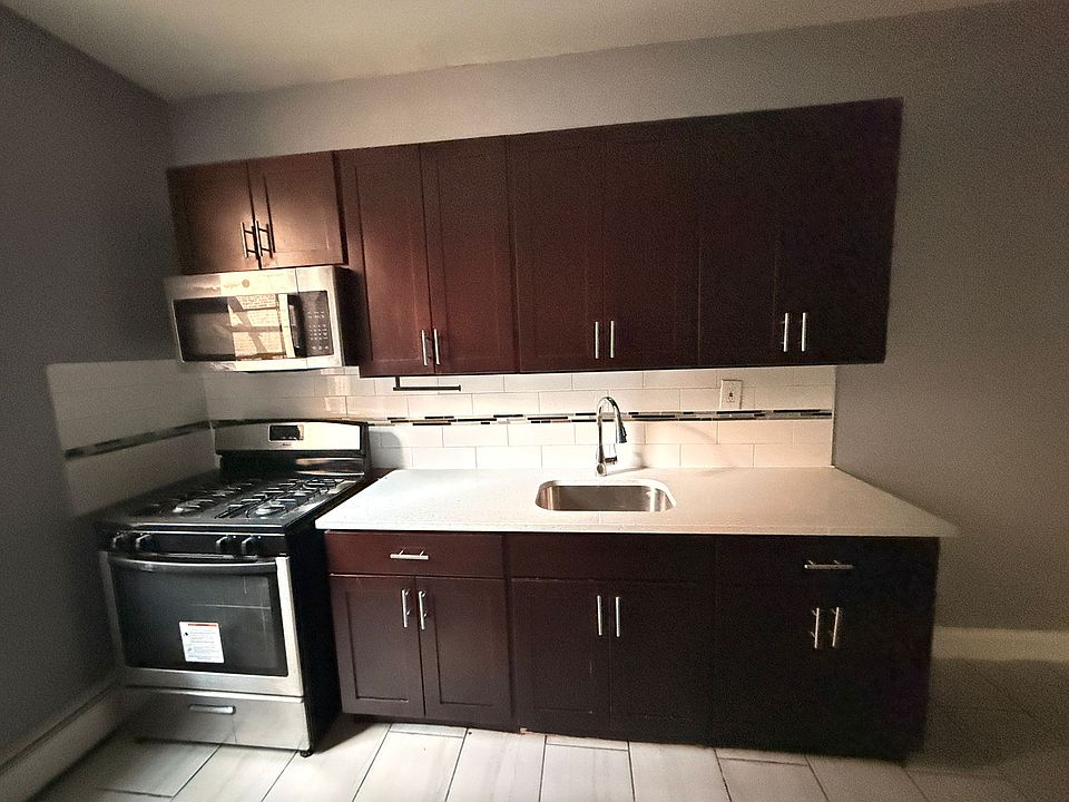 1st image of 14 Kensington Ave #21E