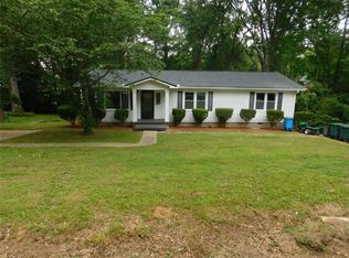 182 Troy St, Commerce, GA 30529