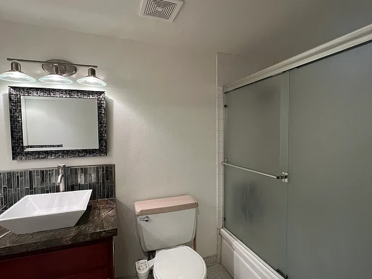 1160 Herbert Ave #C — Photo 7