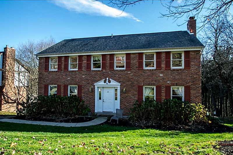 1st image of 10075 Oakridge Dr