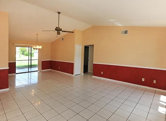 5th image of 3510 SW 3rd Ave