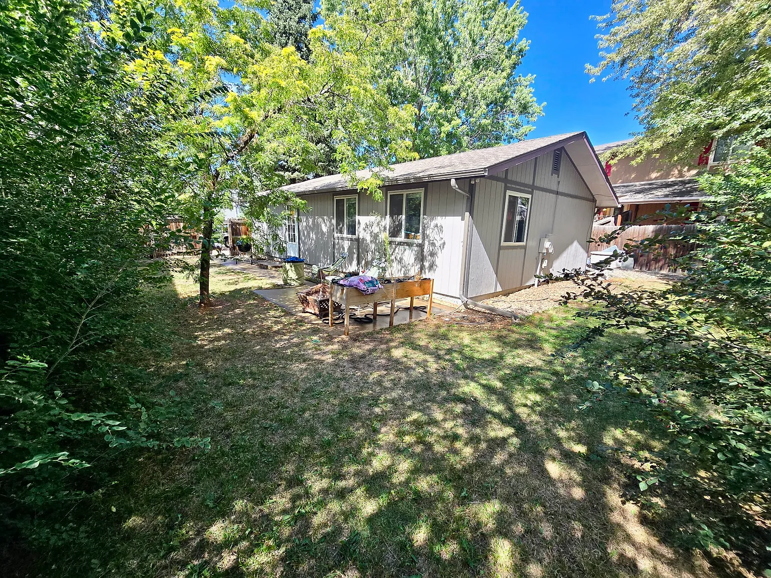 2 bed, 992 sqft, $2,300 — Photo 3
