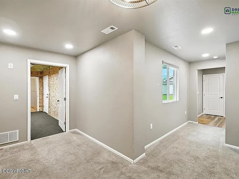 6025 N Engstrom Rd — Photo 15