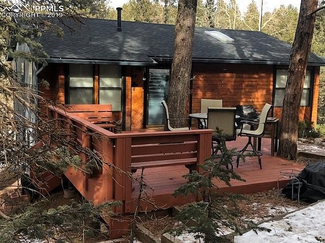 1st image of 63 Glenwood Ln