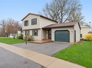 22 High St, Livonia, NY 14487
