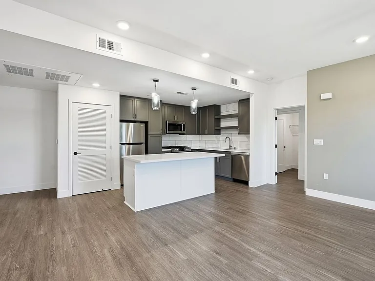 Cierra Apartments — Photo 30
