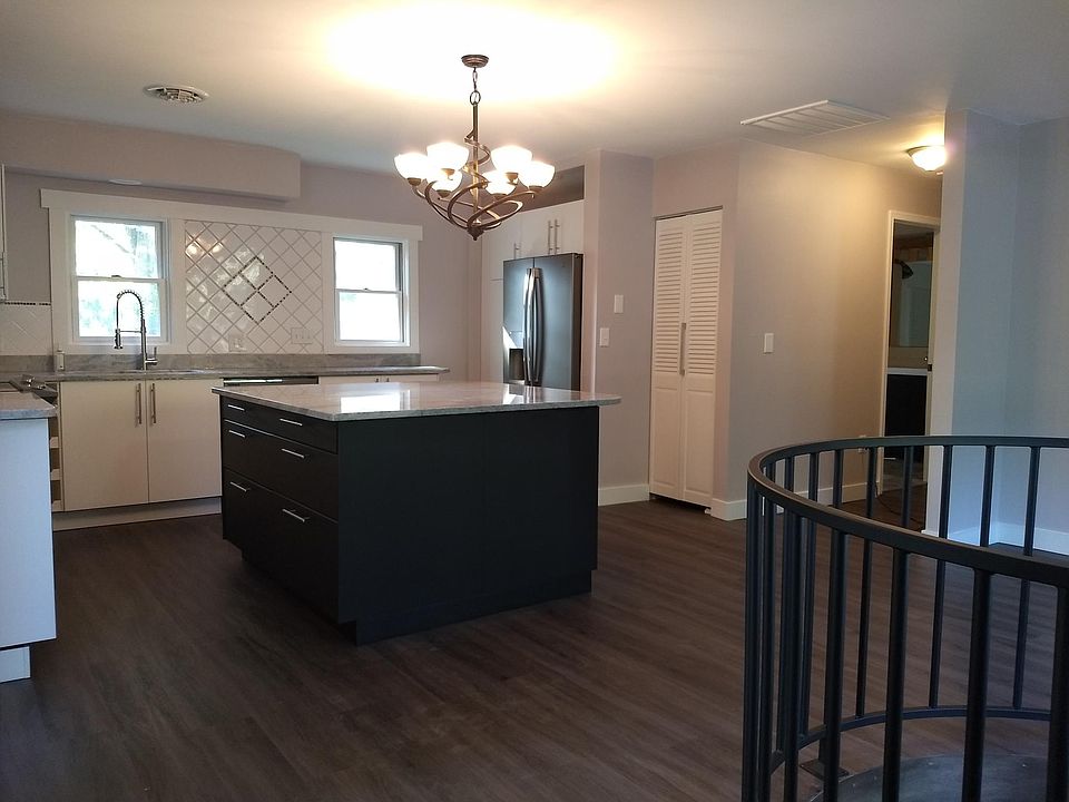 1st image of 98 Woodcock Ave #B
