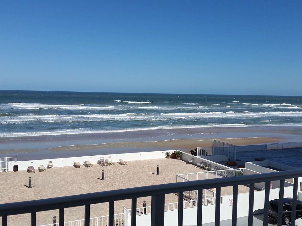 Balcony view east