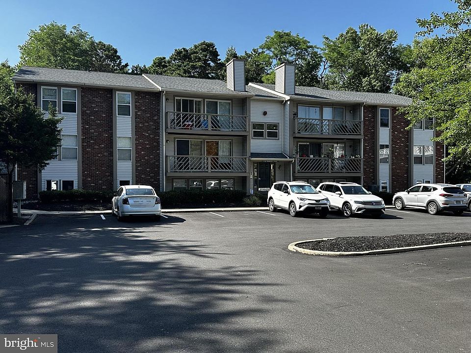 1st image of 7 Teaberry Ct