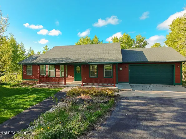 99 Sugar Loaf Dr, Star Valley Ranch, WY 83127